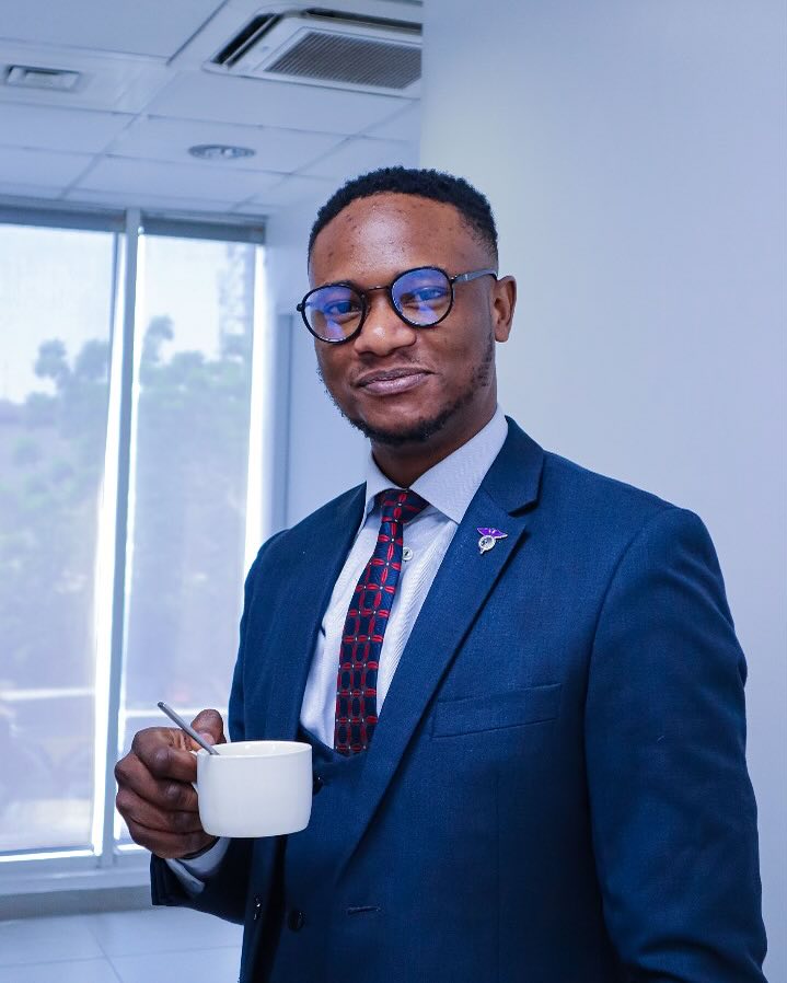 Secretary Photo